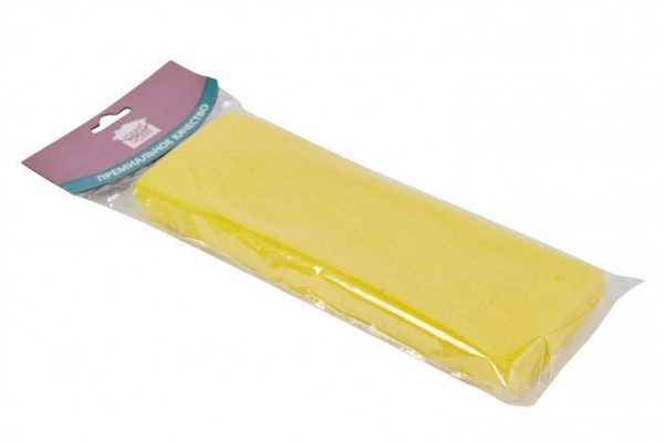 Replaceable sponge attachment