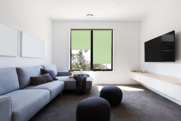 Roller blind COMFORT Plain color pistachio, 180x175 cm