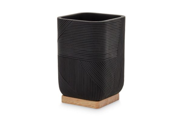 Glass for toothbrushes EVIO Novo 7.5x12x7.5 cm, Polyresin