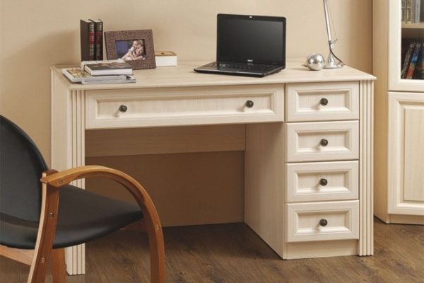 3e9723b1970d59c64514e5c345319e53.jpg Desk Montpellier oak