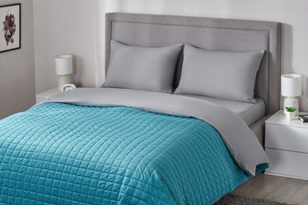 49akh1u903c3fvb7rftiaw32p1htfzi4.jpg Bedspread MICASA Vello 220x240 cm, Velor