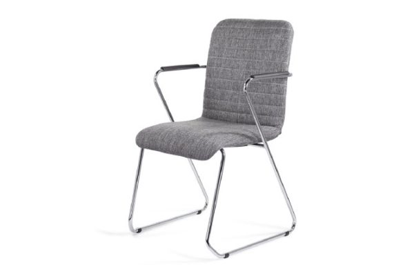 Chester chair with armrests