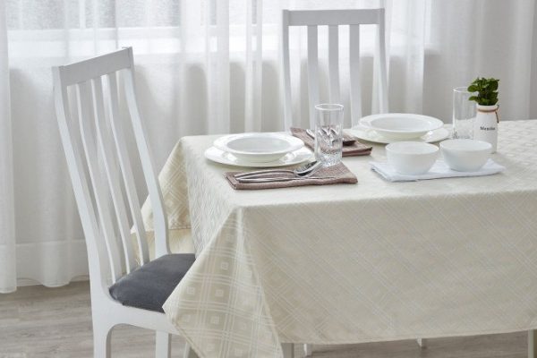 Tablecloth Leon 140x180 cm