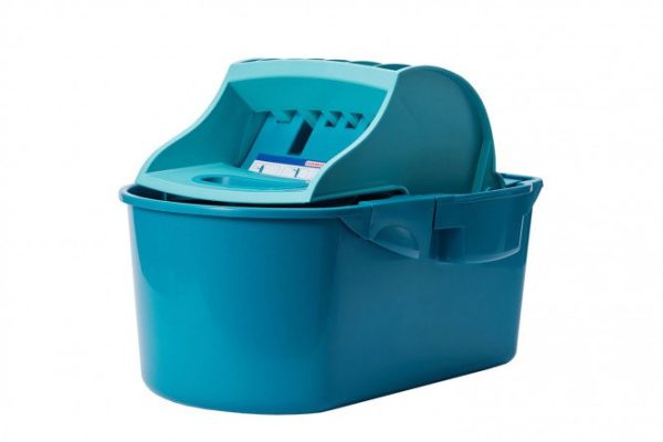 Bucket with spinner Leifheit Hausrein 8 l, green