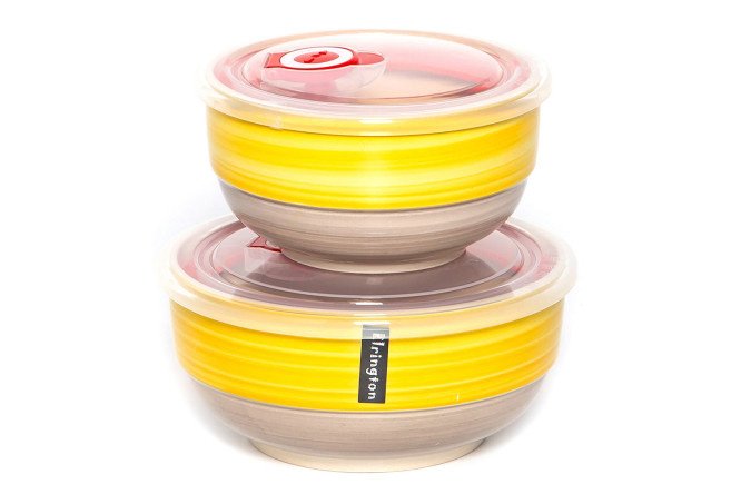 Set of airbrush salad bowls with lids