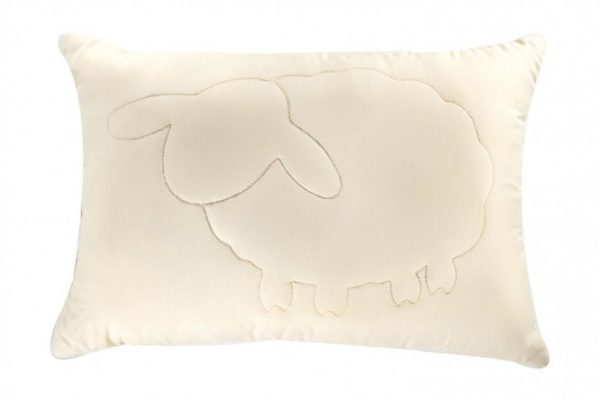 697869344431a62f2fd83da8394b251e.jpg Lambie pillow 50x70 cm, sheep wool