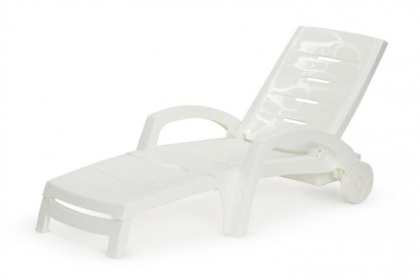 Chaise lounge on wheels Plastic