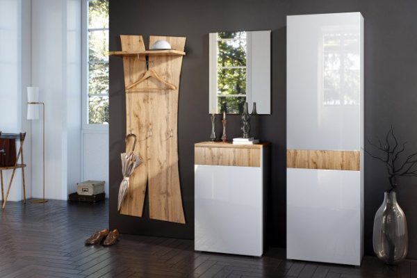 Hallway Sahara Wotan oak, white lacquer