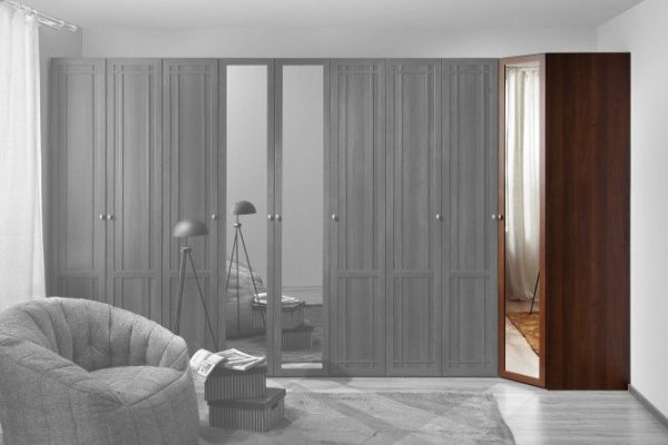 Corner wardrobe with Sherlock mirror
