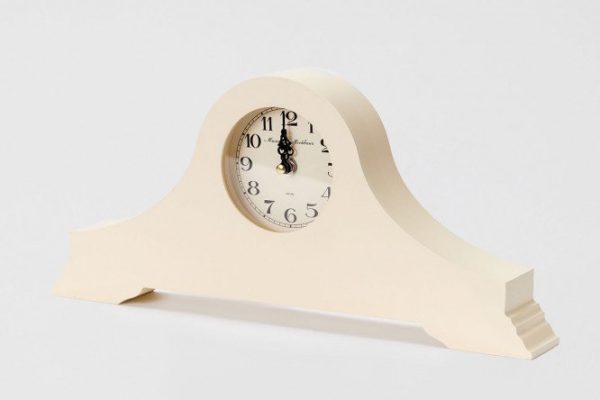 883166096e874f499bf4f1bc511bfbb0.jpg Table clock Aria 39.3x18.1 cm