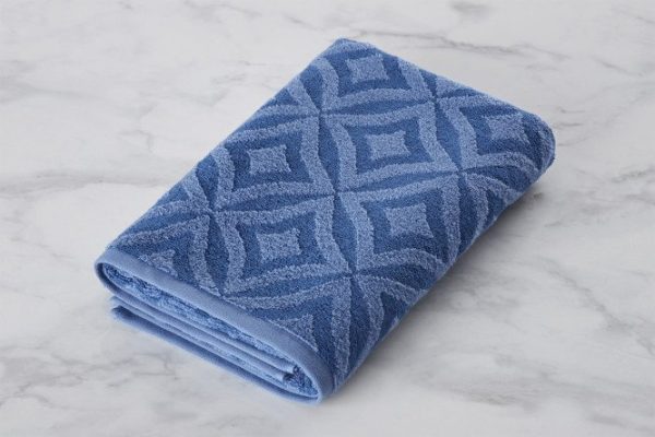 Bath towel DELUNA Be Strong Cotton, 70x140 cm, 1 pc.