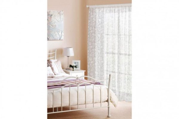 Tulle on Krocus ribbon 300x265 cm, 1 pc.