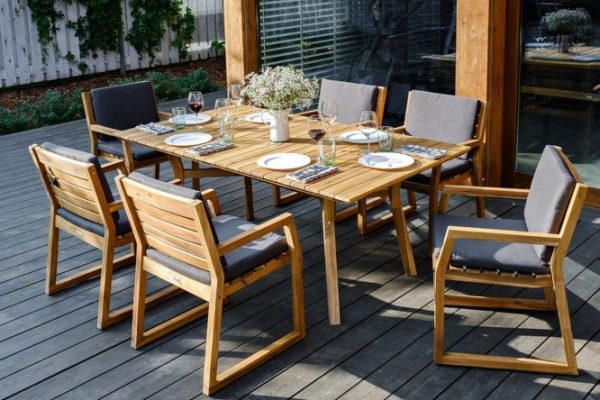 Dining set for garden and cottage made from Modena acacia