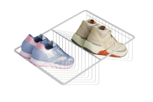 Retractable wire shoe rack for Oscar frame