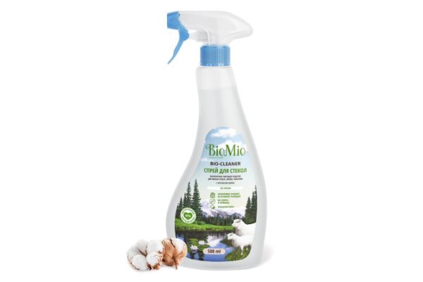 Cleaning agent for glass, mirrors and plastic BioMio Bio-Glass Cleaner