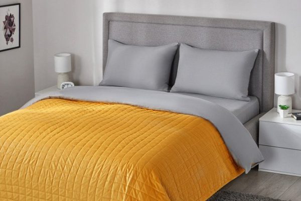 ewfb41re3ma7rrew1i5ga7iahww2by6s.jpg Bedspread MICASA Vello 220x240 cm, Velor