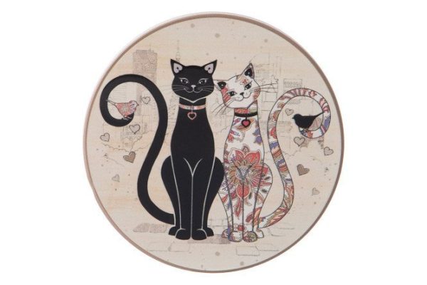 Hot stand Parisian Cats