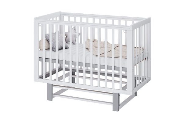 Children's bed Simple with a pendulum