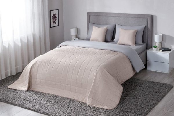 Set of bedspread + pillowcases MICASA Estera 220x240 cm, Polyester