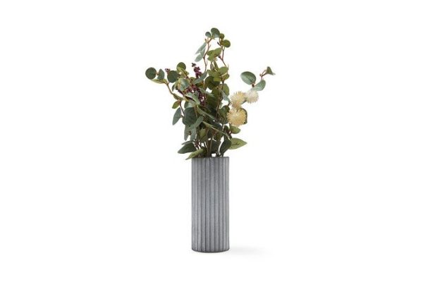 Artificial bouquet HA4YL4084GN270 in a metal vase 24x24 cm