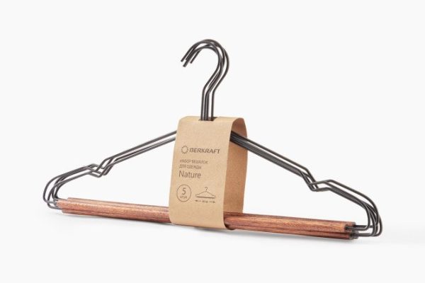 Set of clothes hangers BERKRAFT Nature 5 pcs.