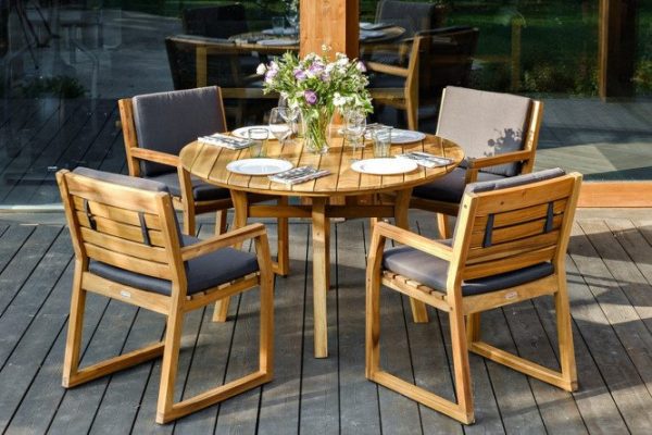 Dining set for garden and cottage made from Modena acacia