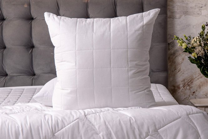 Bamboo pillow 70x70 cm, Polyester fiber