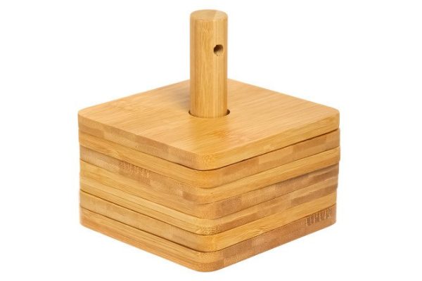 Set of stands on stand 204