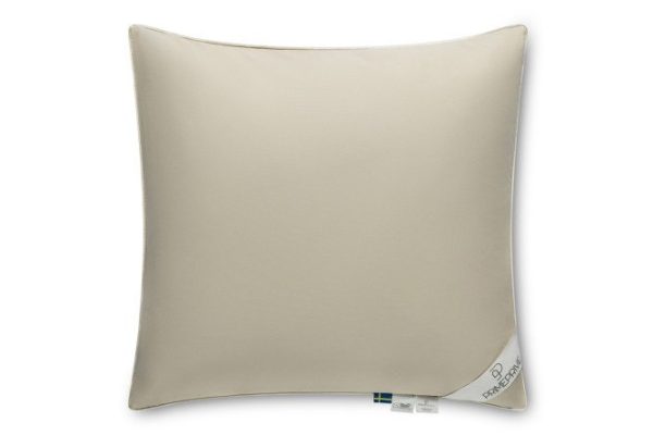 PRIME PRIVE Camel pillow 70x70 cm, camel wool