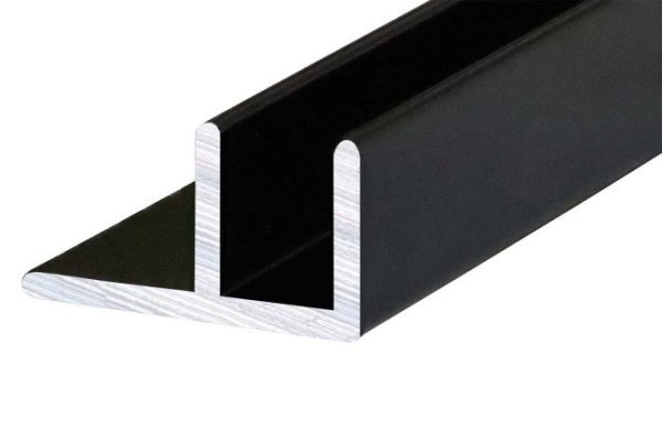 Corner strip for panels SOYUZ 1020 600 mm, black